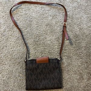 Micheal kors Purse